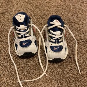 Kids Nike Air Monarch Size 1